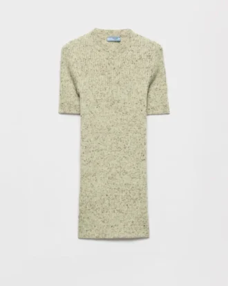 半袖クルーネックセーター