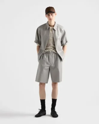 レザー・バーミューダ