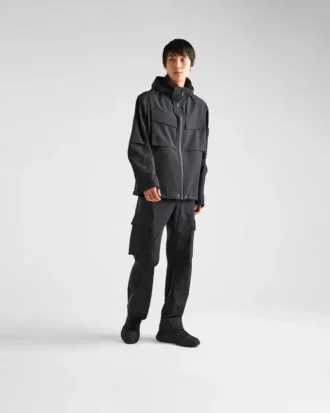 軽量テクニカルファブリックパンツ