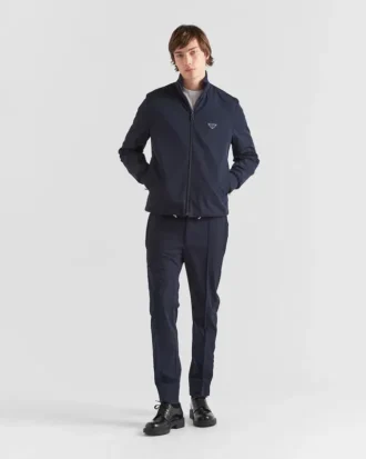 ダイヤモンドをあしらったローズゴールドの「エターナル ゴールド チェーン リング」