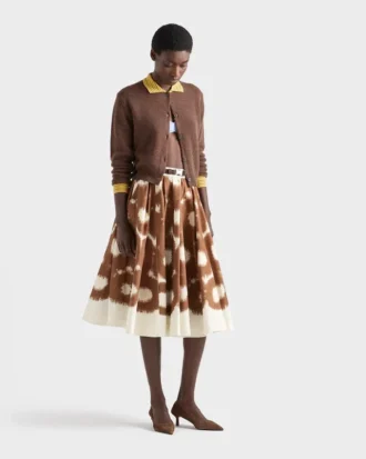 ピンストライプのウールブレンドパンツ