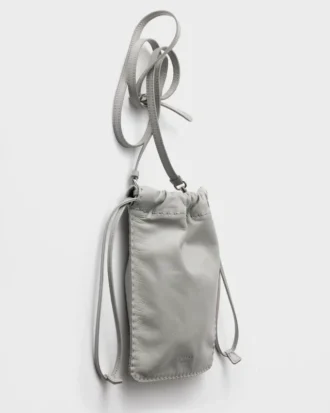 ナッパレザー製スマートフォンポーチ