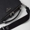 Prada Brique ミディアム Saffiano レザーバッグ