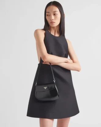 Prada Cleo スモール ブラッシュドレザー ショルダーバッグ（フラップ付き）