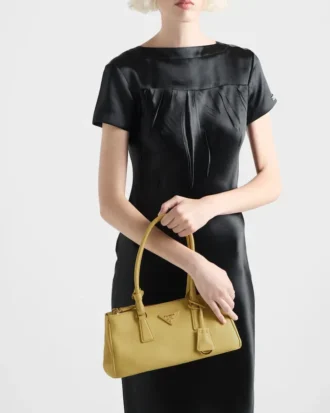 Prada Galleria ミディアム レザーバッグ