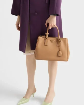 Prada Galleria ラージ レザーバッグ