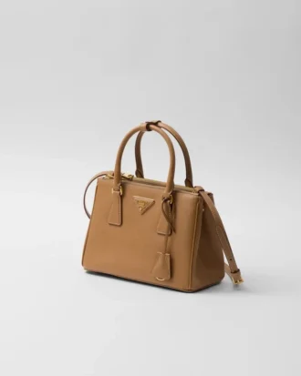 Prada Galleria スモール Saffiano レザー バッグ