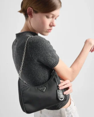 Prada Re-Edition 2005 Re-Nylon バッグ