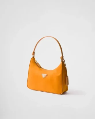 Prada Re-Edition 2005 Re-Nylon＆Saffiano ミニバッグ