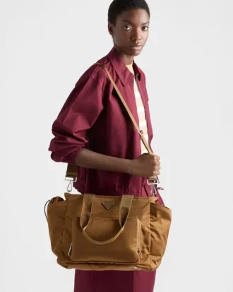 Prada Re-Nylon ベビーバッグ