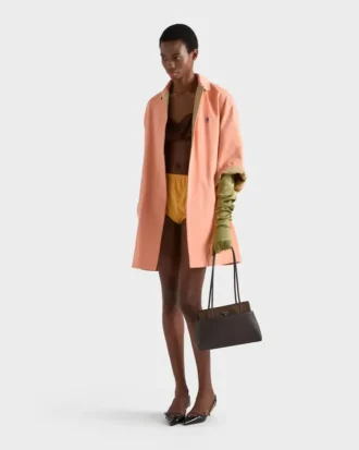 Prada パッセージ ミディアム レザーバッグ（Re-Nylonフラップ付き）