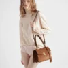 Prada Soft ミディアム スエード ショルダーバッグ