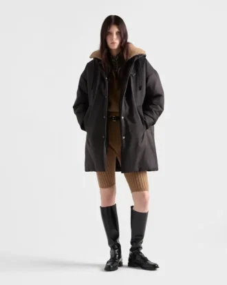 軽量Re-Nylon製レインコート