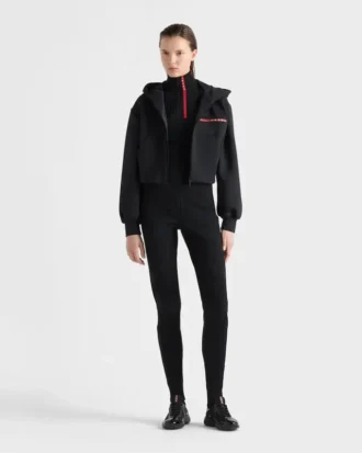 Re-Nylon タートルネックセーター