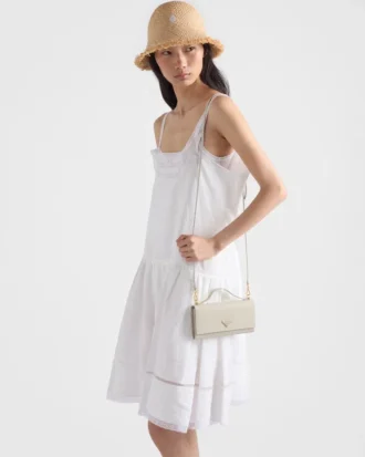 ショルダーストラップ付きSaffianoレザーウォレット